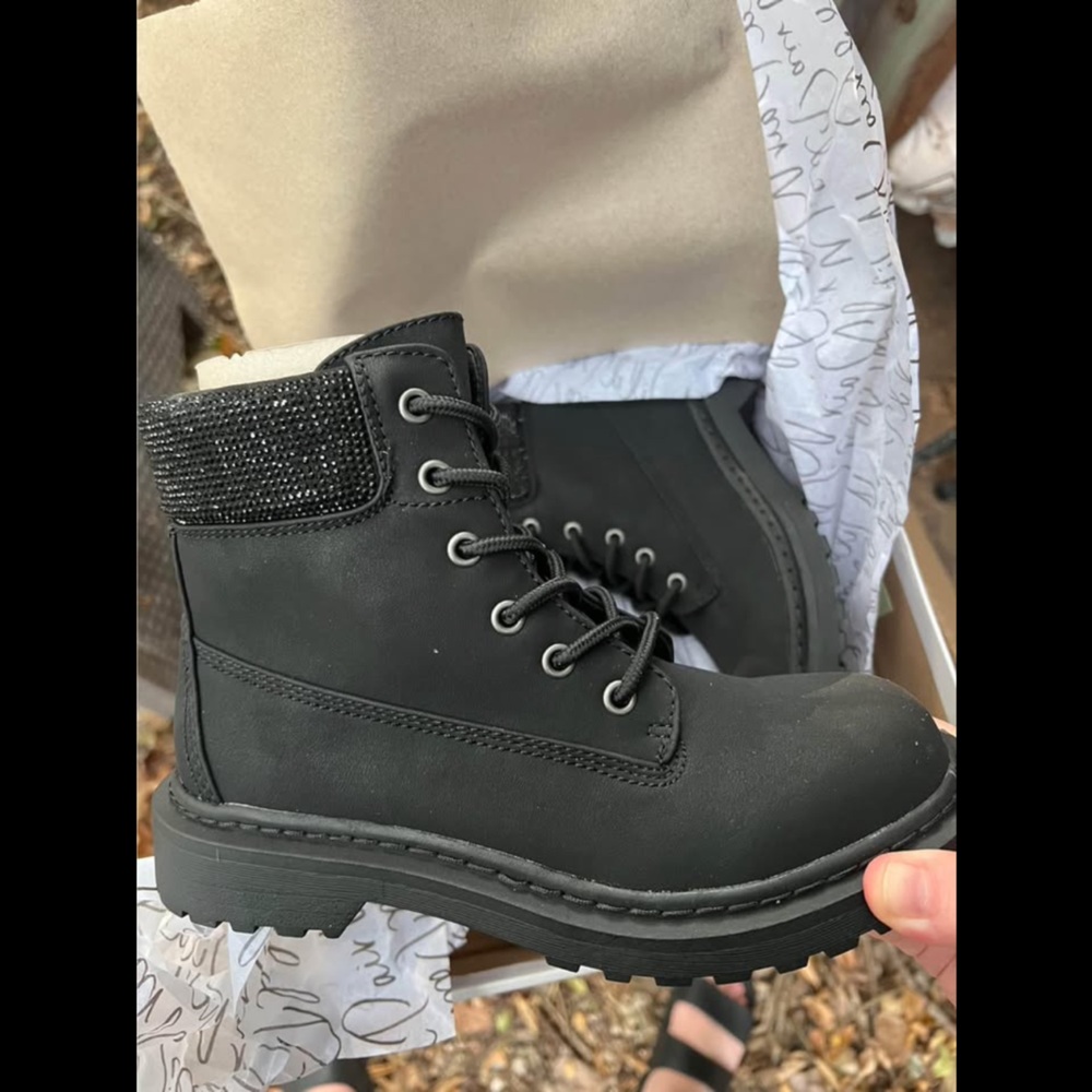 Wild Pair Size 5.5 boots brand new